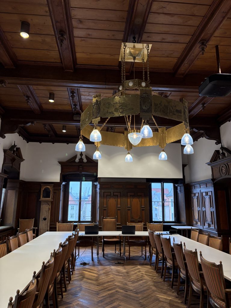 Der historische Sitzungssaal in Ehinger Rathaus